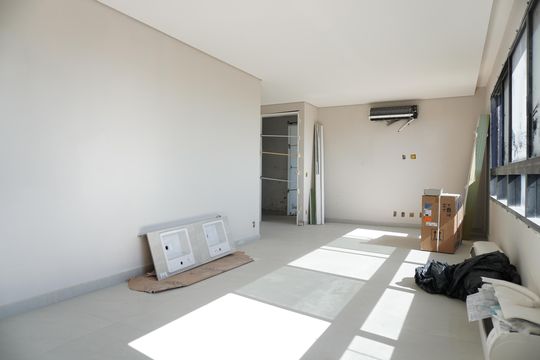 Sala  de apartamento à venda com 4 quartos, 156m² em Santo Antônio, Belo Horizonte