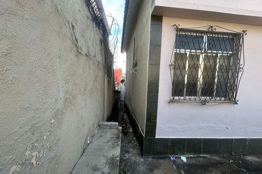 Área externa de casa para alugar com 2 quartos, 60m² em Piedade, Rio de Janeiro