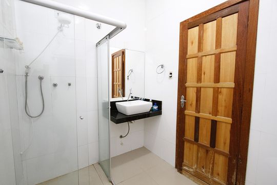Banheiro Social de casa à venda com 5 quartos, 380m² em Alto dos Pinheiros, Belo Horizonte