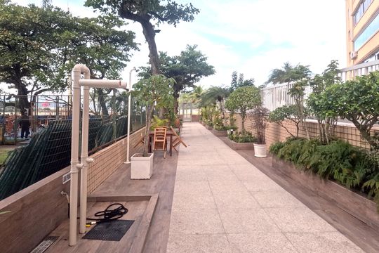 Área Comum - Entrada do Prédio (Praia) de apartamento para alugar com 2 quartos, 90m² em José Menino, Santos