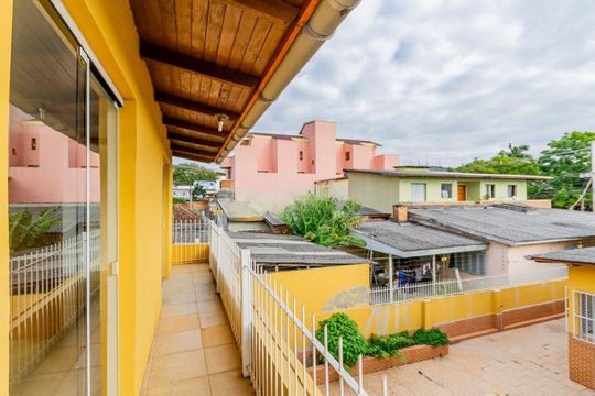 Varanda de casa para alugar com 2 quartos, 112m² em São José, Porto Alegre