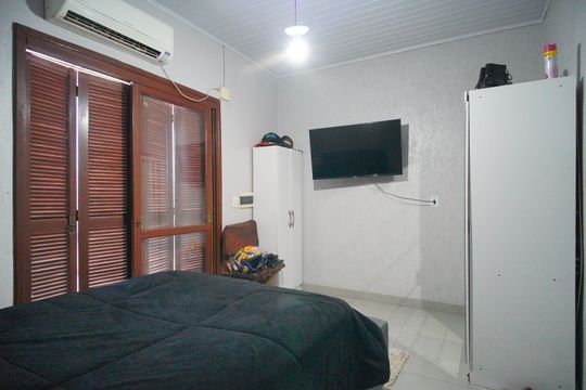Quarto 1 de casa à venda com 3 quartos, 700m² em Rondônia, Novo Hamburgo