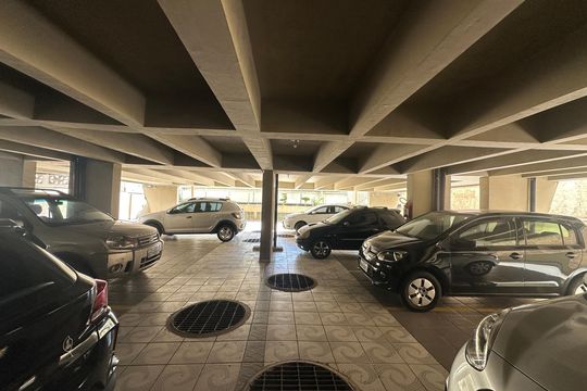 Garagem de apartamento para alugar com 2 quartos, 95m² em Itararé, São Vicente