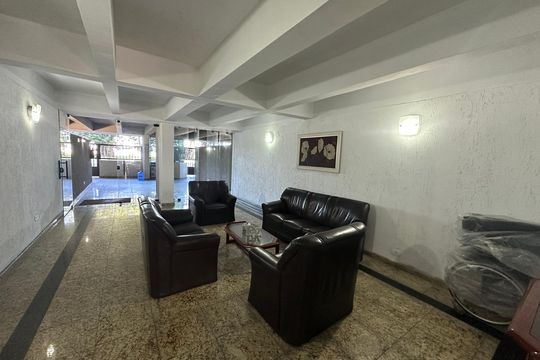 Hall de entrada de apartamento para alugar com 2 quartos, 95m² em Itararé, São Vicente