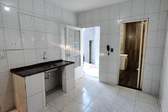 Casa para alugar com 1 quarto, 44m² em Vila Alayde, Ferraz de Vasconcelos