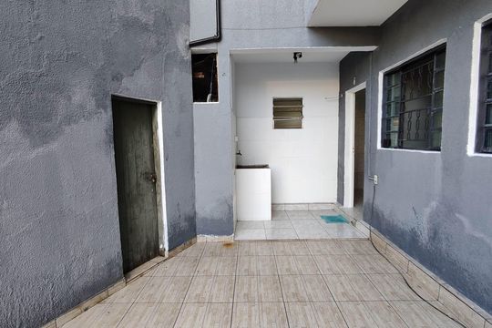 Área de Serviço de casa para alugar com 1 quarto, 44m² em Vila Alayde, Ferraz de Vasconcelos