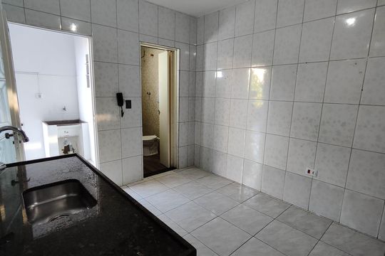 Sala / Cozinha de casa para alugar com 1 quarto, 44m² em Vila Alayde, Ferraz de Vasconcelos