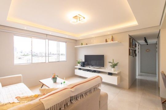 Sala de apartamento à venda com 3 quartos, 77m² em Portão, Curitiba