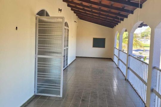 Varanda de casa de condomínio para alugar com 3 quartos, 300m² em Jardim Atlatico, Goiânia