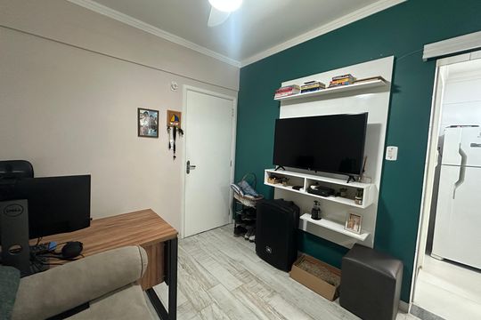 Sala de apartamento para alugar com 1 quarto, 32m² em Centro, São Vicente