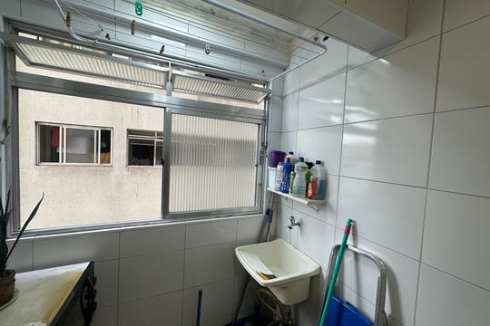 Cozinha e Área de Serviço de apartamento para alugar com 1 quarto, 32m² em Centro, São Vicente