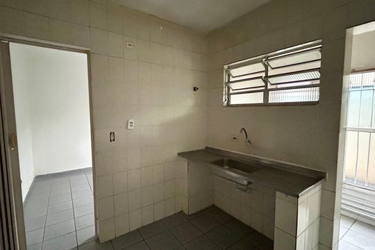 Cozinha de apartamento para alugar com 2 quartos, 70m² em Jardim Baruch, Guarulhos