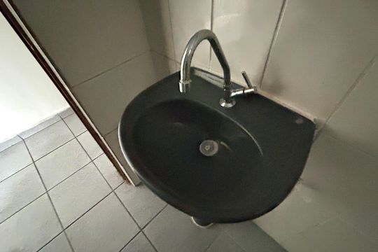 Banheiro de apartamento para alugar com 2 quartos, 70m² em Jardim Baruch, Guarulhos