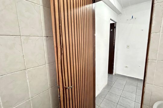 Banheiro de apartamento para alugar com 2 quartos, 75m² em Jardim Baruch, Guarulhos