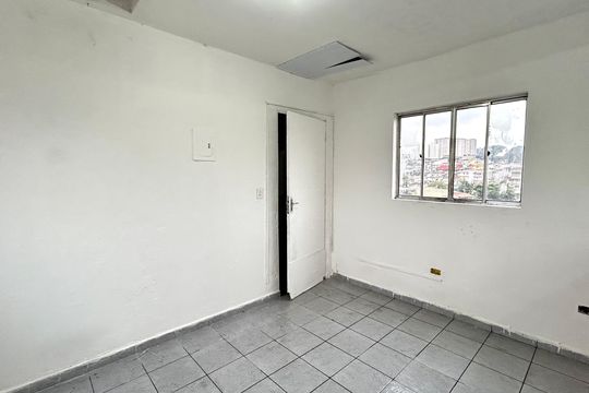 Sala de apartamento para alugar com 2 quartos, 75m² em Jardim Baruch, Guarulhos