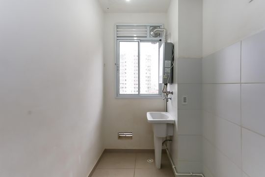 Área de Serviço de apartamento para alugar com 2 quartos, 43m² em Jardim Monte Alegre, Taboão da Serra
