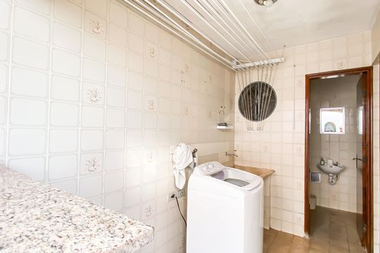 Área de Serviço de casa à venda com 3 quartos, 250m² em Engenheiro Goulart, São Paulo