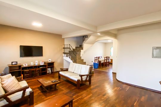 Sala  de casa à venda com 3 quartos, 250m² em Engenheiro Goulart, São Paulo