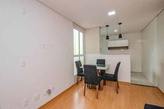 Sala de apartamento para alugar com 2 quartos, 48m² em Mário Quintana, Porto Alegre