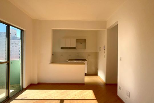 Sala de apartamento para alugar com 1 quarto, 40m² em Pinheiros, São Paulo