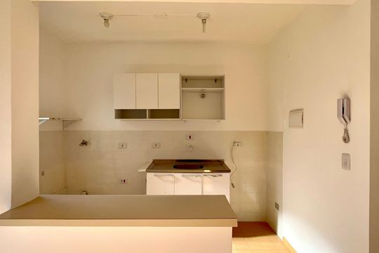 Cozinha de apartamento à venda com 1 quarto, 40m² em Pinheiros, São Paulo
