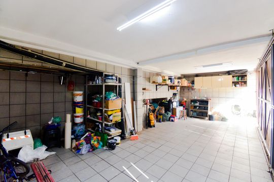 Garagem de casa à venda com 4 quartos, 230m² em Vila Ristori, Guarulhos