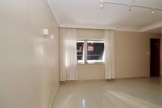 Sala de apartamento para alugar com 3 quartos, 82m² em Itaigara, Salvador