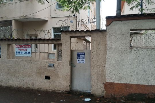Fachada de apartamento para alugar com 2 quartos, 80m² em Abolição, Rio de Janeiro