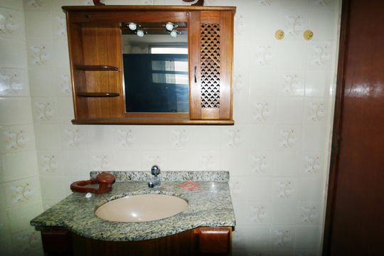 Banheiro de apartamento à venda com 2 quartos, 68m² em Irajá, Rio de Janeiro