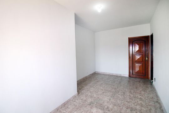 Sala de apartamento para alugar com 2 quartos, 68m² em Irajá, Rio de Janeiro