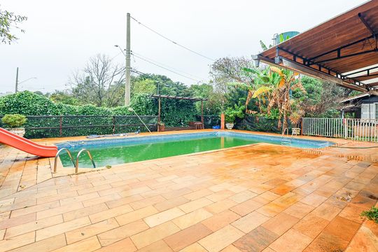 Piscina de casa para alugar com 4 quartos, 1100m² em Chácaras Alvorada, Indaiatuba