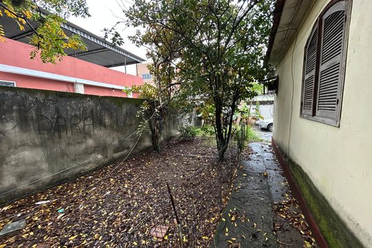 Quintal de casa para alugar com 3 quartos, 105m² em Anchieta, Nilópolis