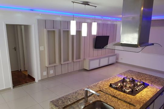 Sala de apartamento para alugar com 3 quartos, 110m² em Campo Belo, São Paulo