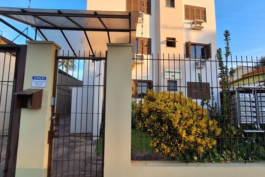 Fachada de apartamento para alugar com 2 quartos, 77m² em Nossa Senhora das Gracas, Canoas