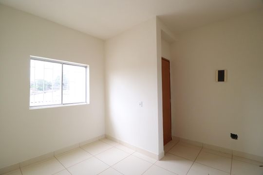 Sala de apartamento para alugar com 2 quartos, 45m² em Jardim Ipanema, Uberlândia
