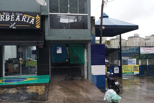 Fachada de casa para alugar com 1 quarto, 45m² em Jardim Santa Teresinha, São Paulo