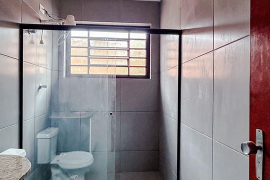 Banheiro de apartamento para alugar com 1 quarto, 30m² em Penha de França, São Paulo