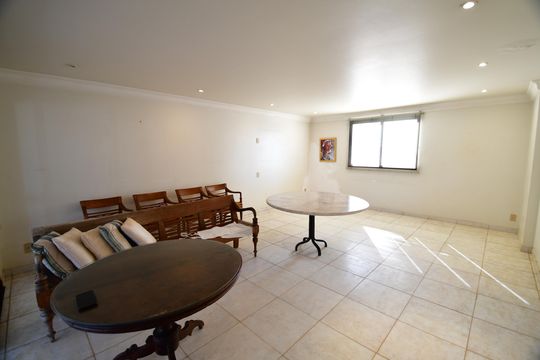 Sala de apartamento à venda com 3 quartos, 380m² em Cambuí, Campinas