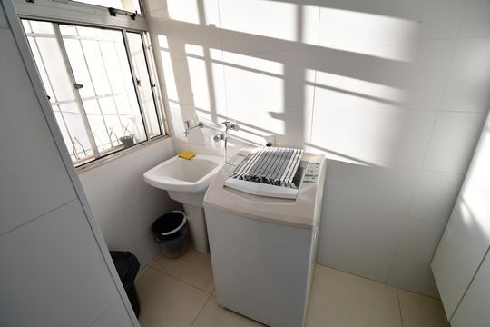 Área de Serviço de apartamento para alugar com 2 quartos, 56m² em Jardim Alto da Barra, Campinas