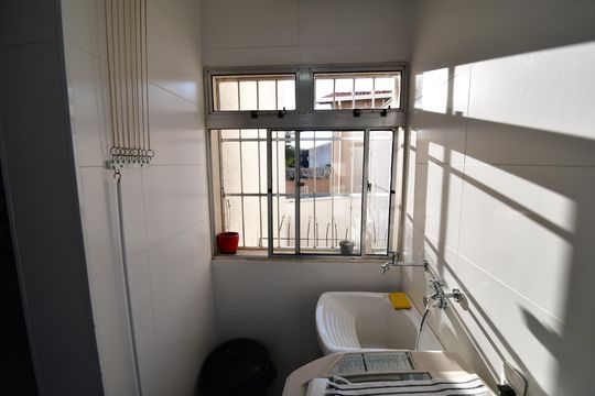 Área de Serviço de apartamento para alugar com 2 quartos, 56m² em Jardim Alto da Barra, Campinas