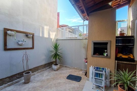 Área externa de casa de condomínio para alugar com 3 quartos, 113m² em Hípica, Porto Alegre