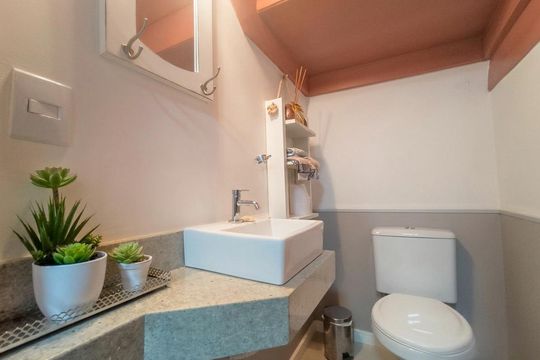 Lavabo de casa de condomínio para alugar com 3 quartos, 113m² em Hípica, Porto Alegre