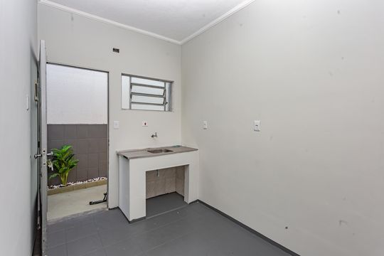Sala -Cozinha de casa à venda com 1 quarto, 420m² em Sacomã, São Paulo