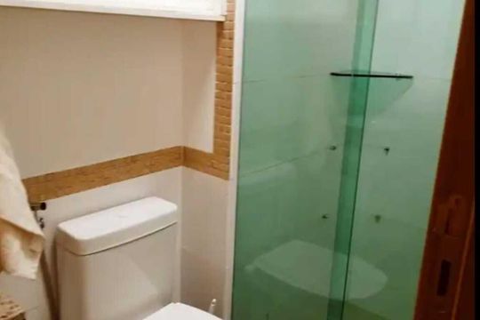 Banheiro de apartamento para alugar com 1 quarto, 39m² em Morada da Colina, Uberlândia