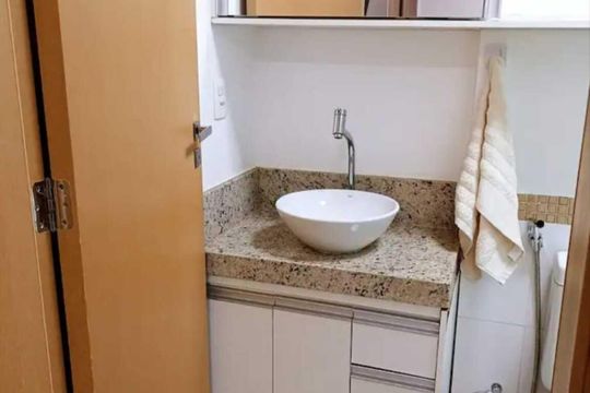 Banheiro de apartamento para alugar com 1 quarto, 39m² em Morada da Colina, Uberlândia