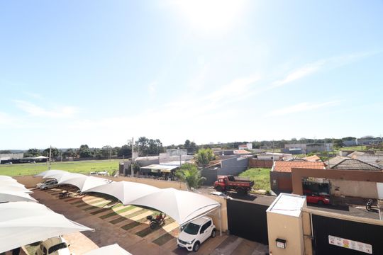 Vista de apartamento para alugar com 2 quartos, 55m² em Residencial Lago Azul, Uberlândia