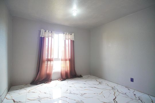 Sala de apartamento à venda com 2 quartos, 42m² em São Miguel, São Leopoldo