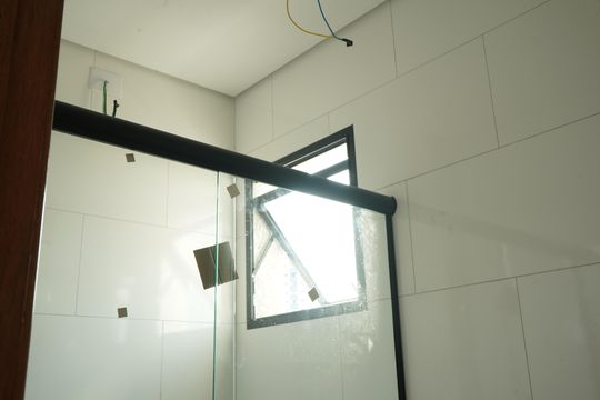 Banheiro de apartamento para alugar com 2 quartos, 42m² em Chácara Santo Antônio (zona Leste), São Paulo