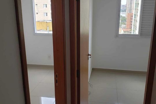 Corredor de apartamento à venda com 2 quartos, 56m² em Vila Alpina, Santo André
