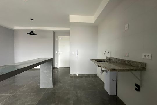Cozinha de apartamento à venda com 2 quartos, 75m² em Vila Militar, Barueri